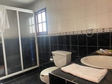 Venta casa en condominio en Av Toluca