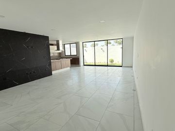 Casa en Venta en Parque Nayarith Lomas de Angelópolis San Andres Cholula Puebla