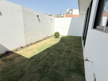 Casa en Venta en Parque Nayarith Lomas de Angelópolis San Andres Cholula Puebla