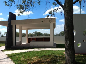 VENDO CASA EN FRACC. VILLAS DEL FRESNO, CUAUTITLAN CERCA AEROPUERTO