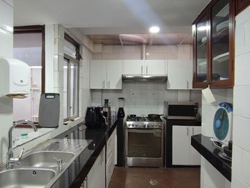 Casa remodelada en venta en el barrio Centenario - Sur de Guayaquil