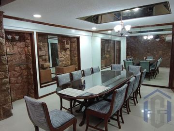 Casa remodelada en venta en el barrio Centenario - Sur de Guayaquil
