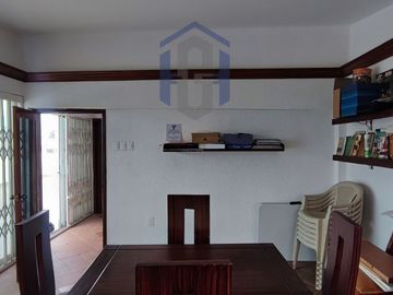 Casa remodelada en venta en el barrio Centenario - Sur de Guayaquil