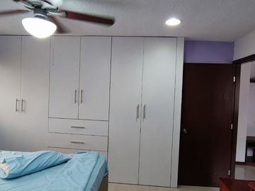Casa remodelada en venta en el barrio Centenario - Sur de Guayaquil
