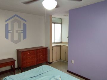 Casa remodelada en venta en el barrio Centenario - Sur de Guayaquil