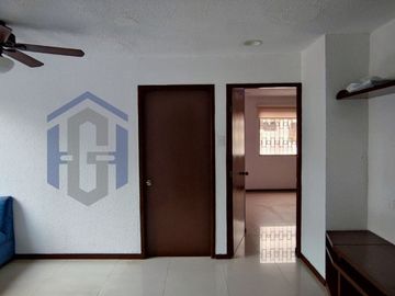 Casa remodelada en venta en el barrio Centenario - Sur de Guayaquil