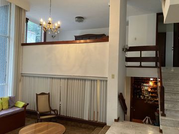 ECHEGARAY CASA EN VENTA