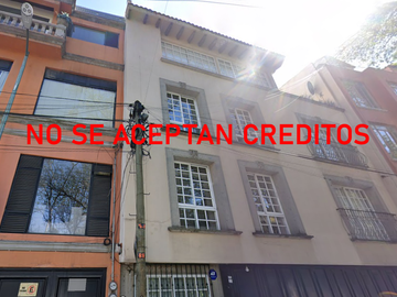 CASA EN VENTA DE RECUPERACION BANCARIA LOMAS DE CHAPULTEPEC MIGUEL HIDALGO