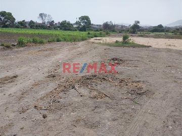 Venta De Terreno En Sector Los Alamos. 182.25 M2. Nvo Chimbote