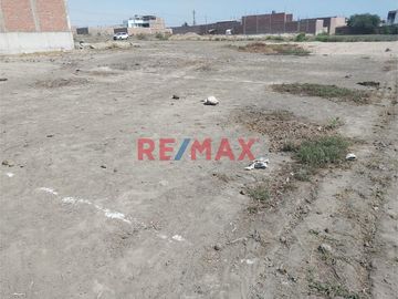 Venta De Terreno En Sector Los Alamos. 182.25 M2. Nvo Chimbote