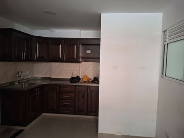 VENDO  APARTAMENTO INTERNO EN PLENO CORAZÓN DE BARBOSA ANTIOQUIA.