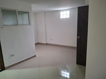 VENDO  APARTAMENTO INTERNO EN PLENO CORAZÓN DE BARBOSA ANTIOQUIA.