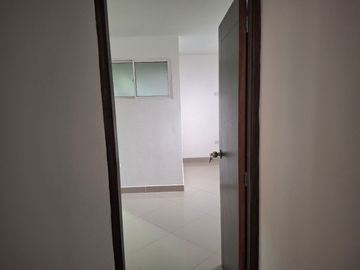 VENDO  APARTAMENTO INTERNO EN PLENO CORAZÓN DE BARBOSA ANTIOQUIA.