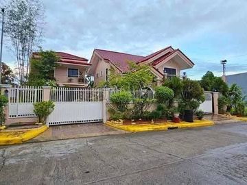 RUSH SALE MEDITERRANEAN HOUSE  IN VISTA GRANDE TALISAY CEBU CITY
