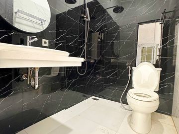 Dijual Rumah Di Pejaten Pasar Minggu Jakarta Selatan 4 Lantai +Rooftop, Swimming Pool, LIFT [AR149]