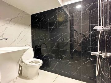 Dijual Rumah Di Pejaten Pasar Minggu Jakarta Selatan 4 Lantai +Rooftop, Swimming Pool, LIFT [AR149]