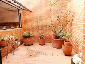 En Conjunto Cerrado !!!! Con terraza y Patio