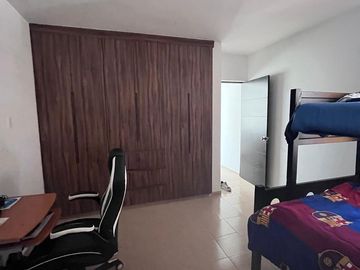 CASA EN VENTA EN JARDINES DE SANTA FE