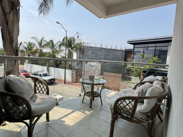 CASA EN VENTA EN JARDINES DE SANTA FE