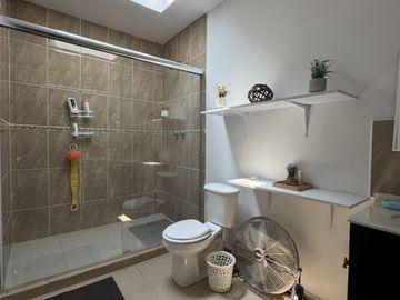 CASA EN VENTA EN JARDINES DE SANTA FE