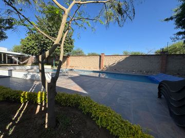 CASA EN VENTA EN JARDINES DE SANTA FE