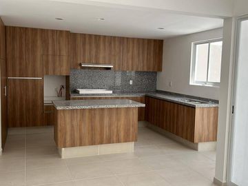 CASA EN VENTA EN CORREGIDORA, QRO.