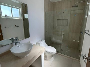 CASA EN VENTA EN CORREGIDORA, QRO.