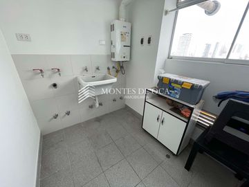 VENDO DEPARTAMENTO DE 3 HABITACIONES CON VISTA AL MAR – MAGDALENA