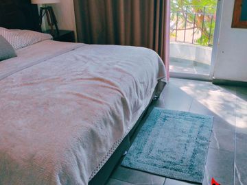 Se vende Casa con buenos acabados en los Almendros Residencial Zapopan