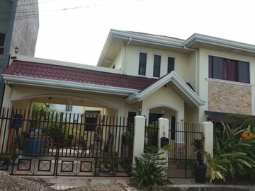 2 - Storey 6-Bedroom House and Lot in Lapu-lapu City, Cebu near beach resort