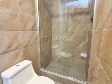 VENTA DE  LINDA CASA EN CARAPONGO-CHOSICA
