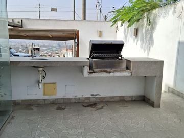 VENTA DE  LINDA CASA EN CARAPONGO-CHOSICA