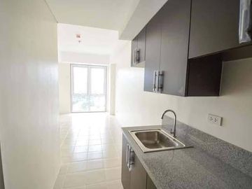 For sale Executive Studio in Ugong Pasig near SM Megamall Kasara Urban Resort Residences RFO Rent to own