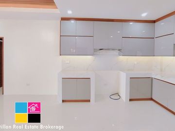 Modern House and Lot for Sale in Royale Estate Consolacion Cebu