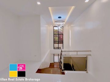 Modern House and Lot for Sale in Royale Estate Consolacion Cebu