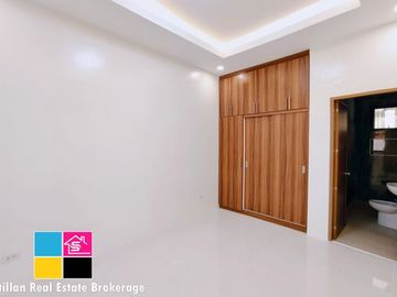 Modern House and Lot for Sale in Royale Estate Consolacion Cebu