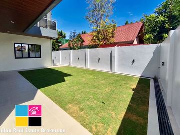 Modern House and Lot for Sale in Royale Estate Consolacion Cebu