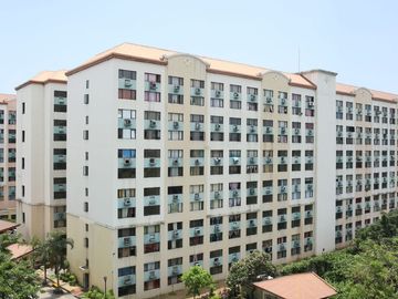 Pre-owned 2 Bedroom unit for sale in Pasig-Cainta near Eastwood Cambridge Village RFO Rent to own