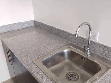 Pre-selling 1 Bedroom unit for sale in Pasig-Cainta near BGC Empire East Highland City