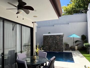 3-Storey House for SALE Cebu Royale Estates, Consolacion, Cebu