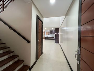 FOR SALE Brand New Townhouse located at Brgy. Sacred Heart, Quezon City