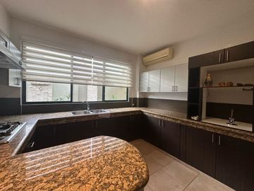 VENTA CASA ESTANCIAS DEL RIO,  SAMBORONDON