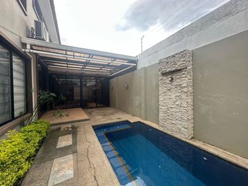 VENTA CASA ESTANCIAS DEL RIO,  SAMBORONDON