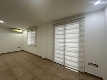 VENTA CASA ESTANCIAS DEL RIO,  SAMBORONDON
