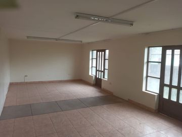 EN ALQUILER O VENTA AMPLIO INMUEBLE EN AV. CENTENARIO-CUSCO