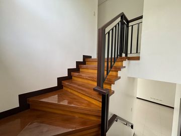 Single Attached House for Sale in Grand Parkplace Village, Imus, Cavite