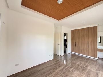 Single Attached House for Sale in Grand Parkplace Village, Imus, Cavite