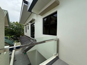 Single Attached House for Sale in Grand Parkplace Village, Imus, Cavite