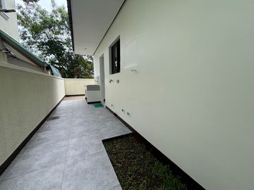 Single Attached House for Sale in Grand Parkplace Village, Imus, Cavite