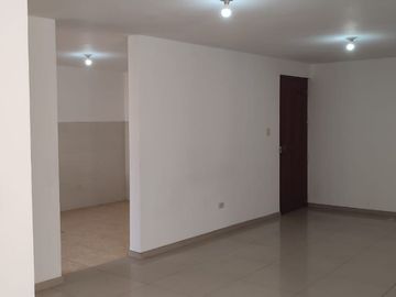 Se Vende Departamento San Juan De Lurigancho 81.30 M2